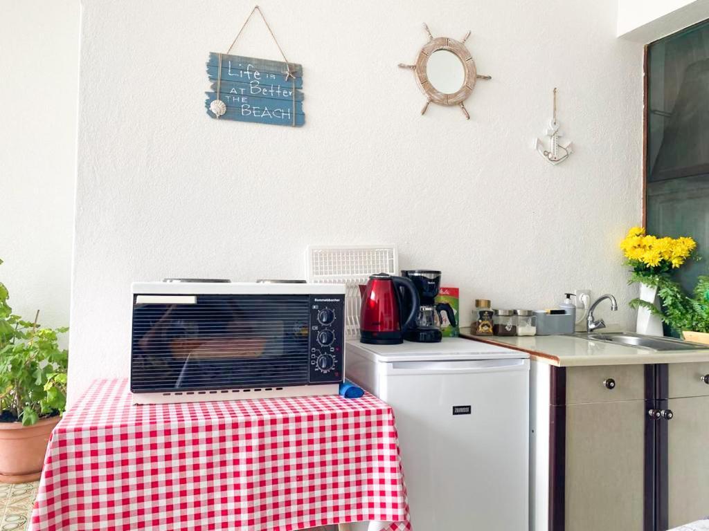 Apartment Matilda - Seaview & Parking Makarska Exterior photo